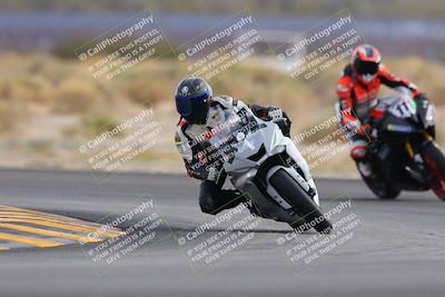 media/Dec-17-2022-SoCal Trackdays (Sat) [[224abd9271]]/Turn 16 (210pm)/